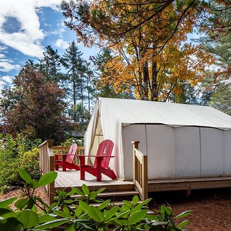 Lodge At Schroon Lake Exteriör bild